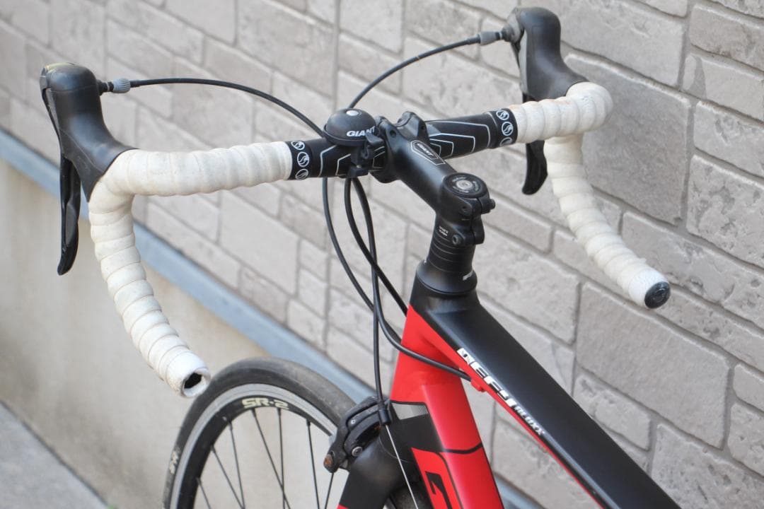 引き取り限定♪人気のGIANT♪DEFY♪軽量アルミフレームロードバイク♪