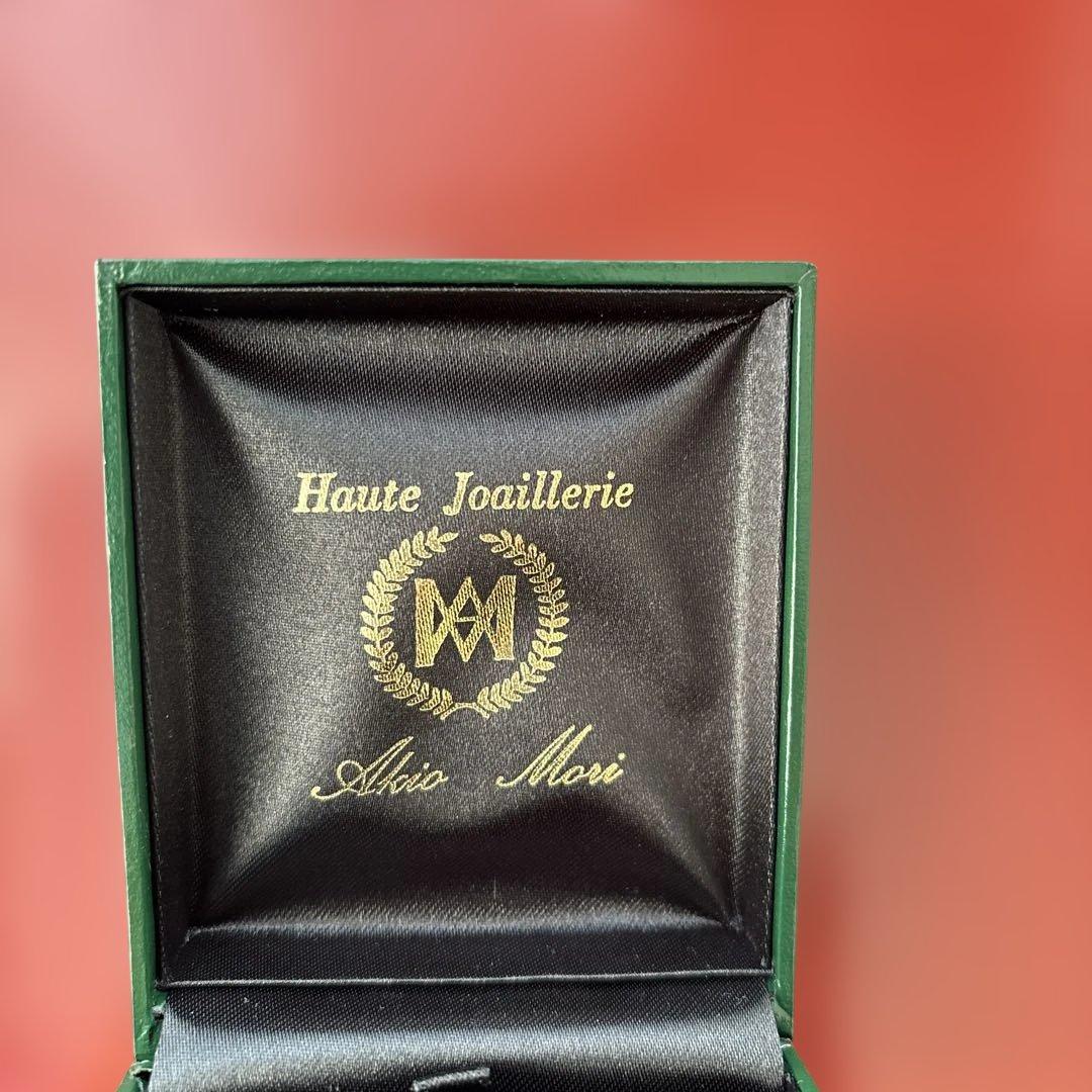 アキオモリ　山羊ブローチ　ケース付き