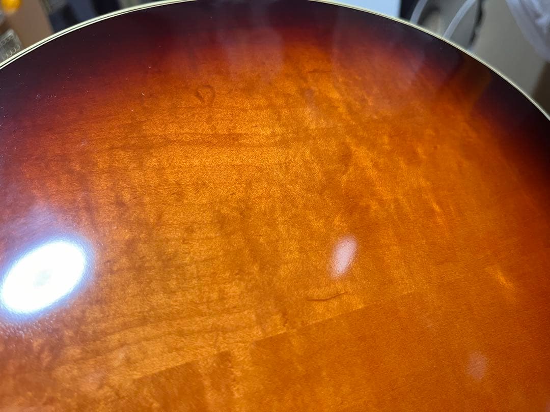 春日フラットマンドリン M-30 クリップピックアップ、ハードケース付き！