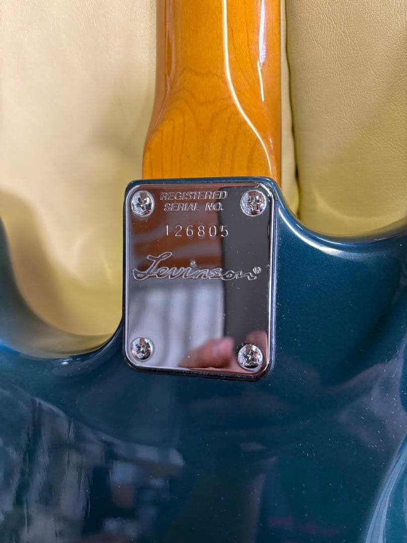 ☆週末セール☆BLADE LEVINSON エレキギター SWITZERLAND