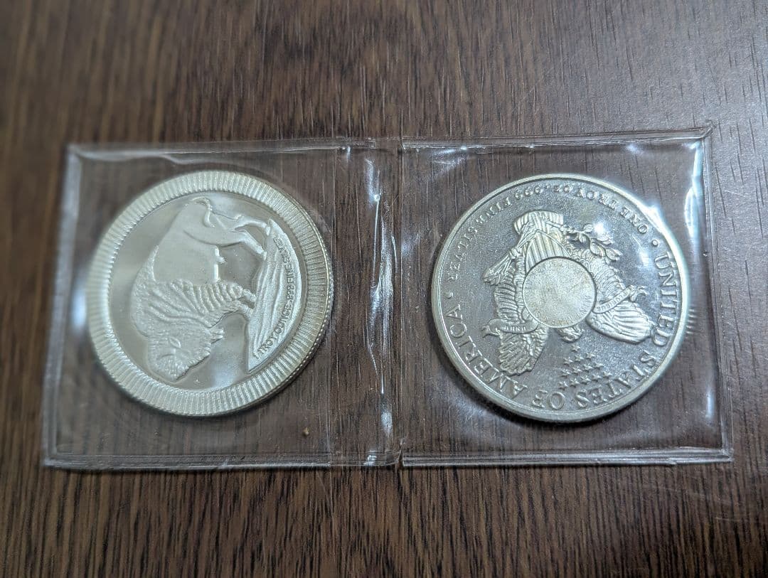two oz fine silver 純銀2枚、1トロイオンス999、本物、米国