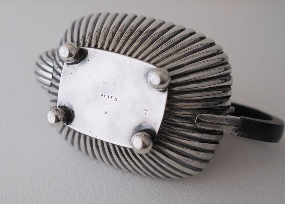 1900年アンティークの銀製ポット 中国またはベトナム製。｜2025年最新