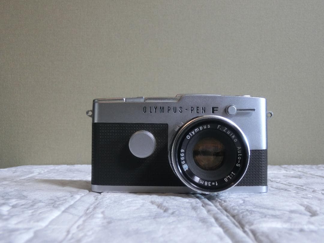 な*き様 Olympus PEN FT （レンズ付き） OLYMPUS PEN-F + F.Zuiko Auto-S 1:1.8 F=38mm【フィルムカメラ