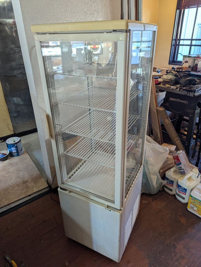 サンデン 冷蔵ショーケース AGV-90X-C 131L snd-agv-90x.jpg