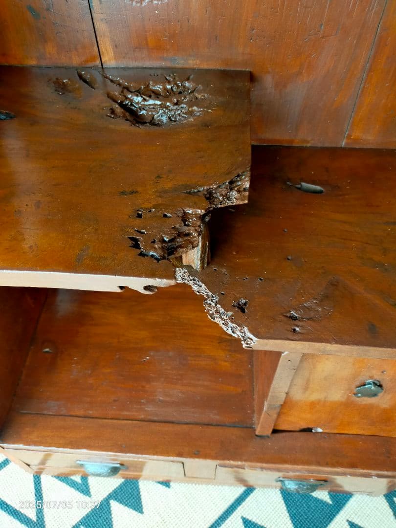 値下げしました! アンティーク家具 荒々しさが、魅力の 木製家具