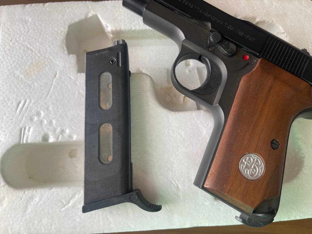 Beretta Model 935 セミオートマチックピストル