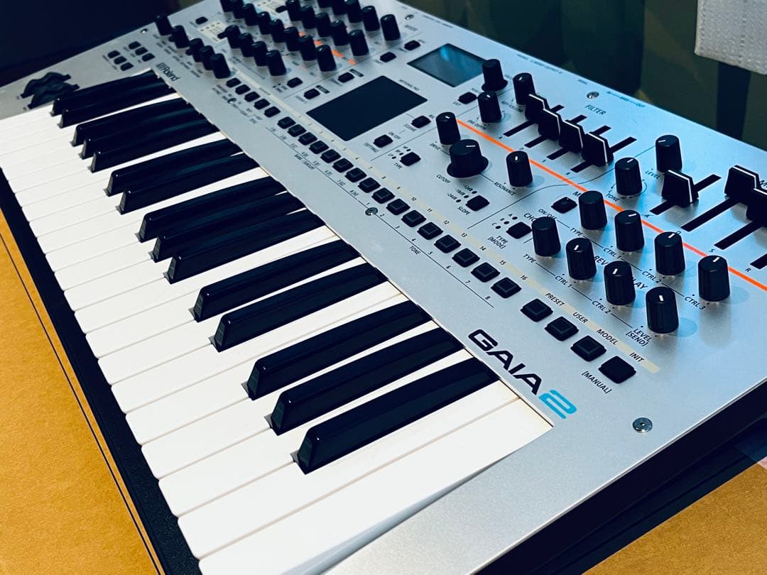 Roland GAIA2 シンセサイザー 37鍵 ほぼ未使用品