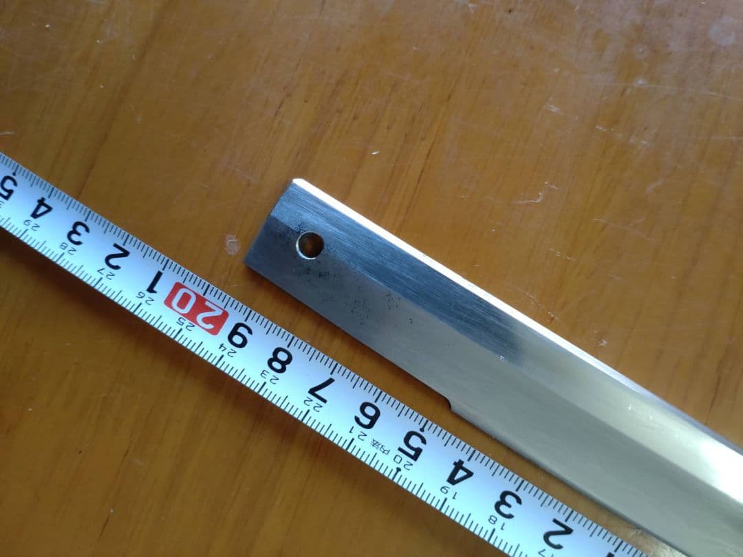日本刀　残欠　切先部、刃長14.7cm合法サイズです。竹細工刀の材料に