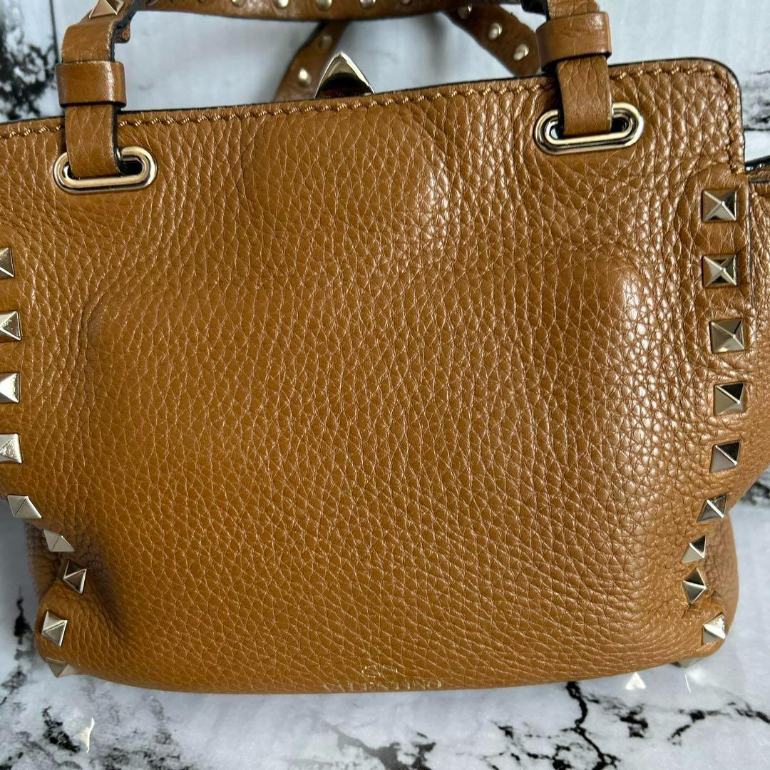 ヴァレンティノガラヴァーニ　ハンドバッグ　ロックスタッズ　ブラウン