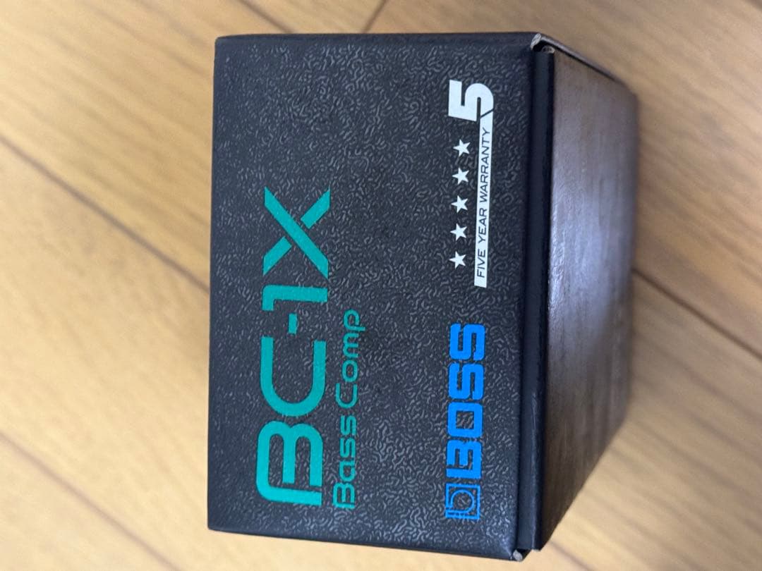 日本工芸会正会員 武腰潤 赤絵 酒盃 共箱 共布 K293