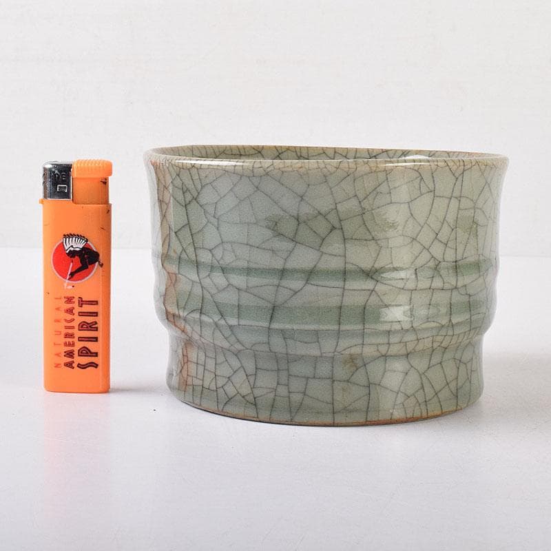 中国 南宋 官窯 青磁 金絲鉄線 氷裂文 建水 時代箱 C R7755 - メルカリ