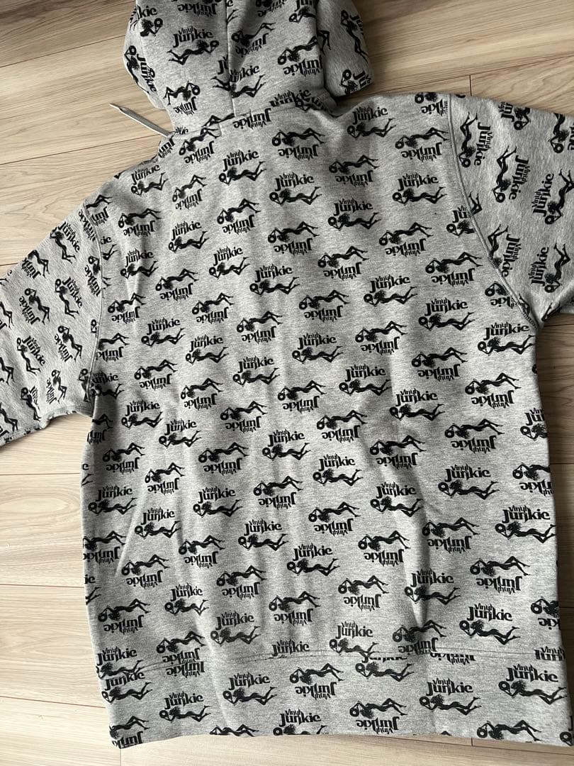 パーカーヒステリックグラマーLサイズ