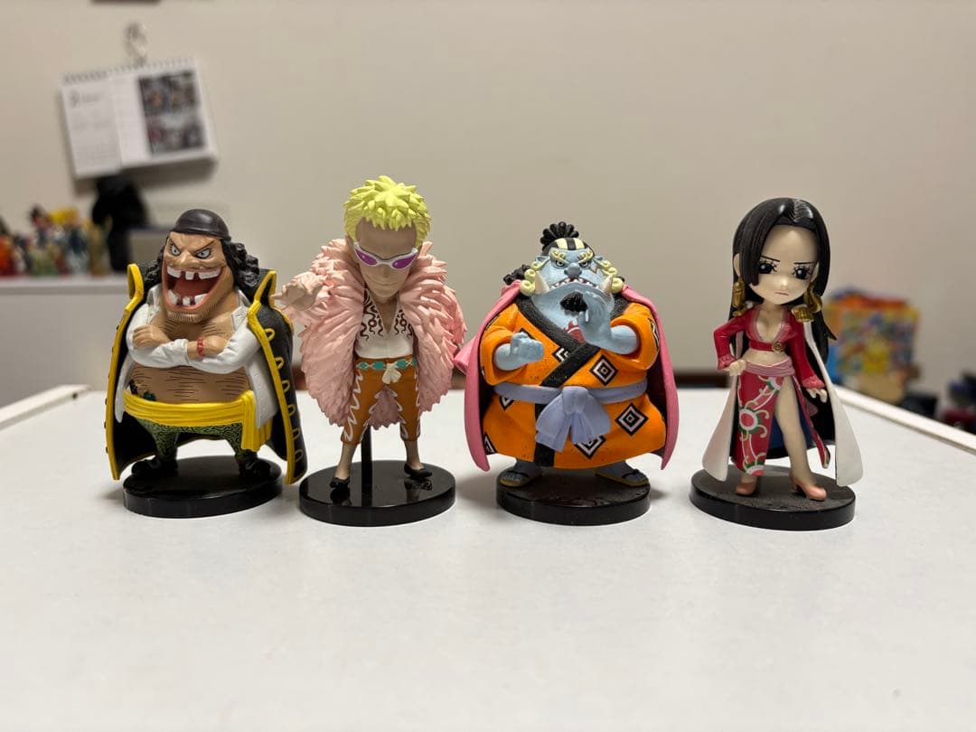 ワンピース ワールドコレクタブルフィギュア vol.4 王下七武海4体