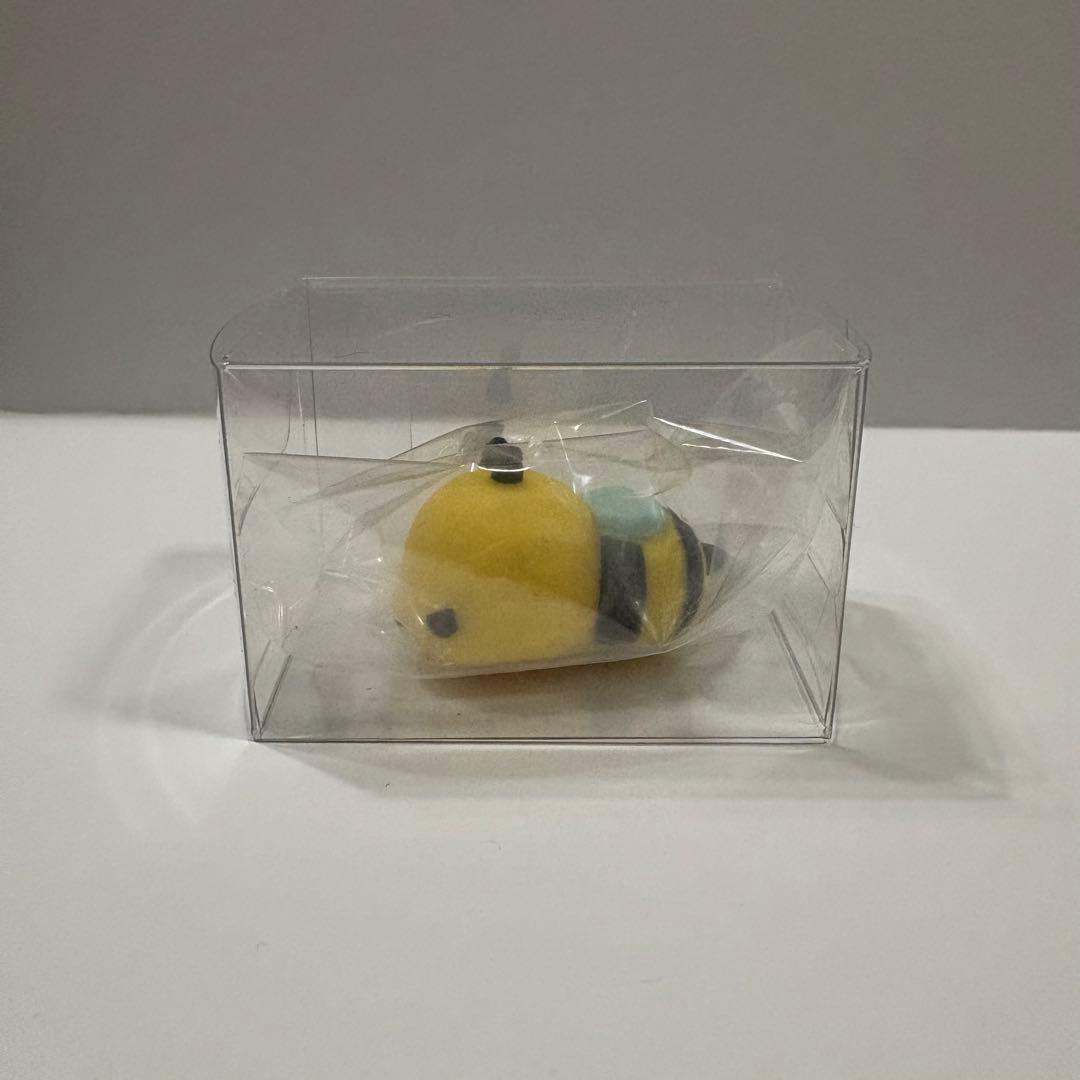 もにまるず スズメバチ