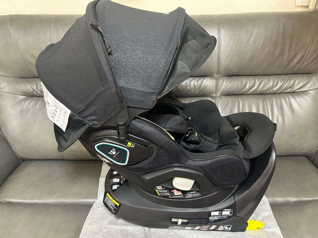 【美品】アップリカ　マモリラ　ISOFIXチャイルドシート