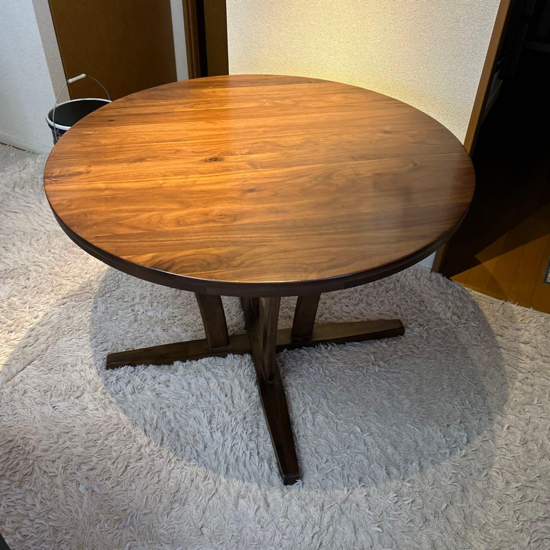 形ダークブラウン木製ダイニングテーブル