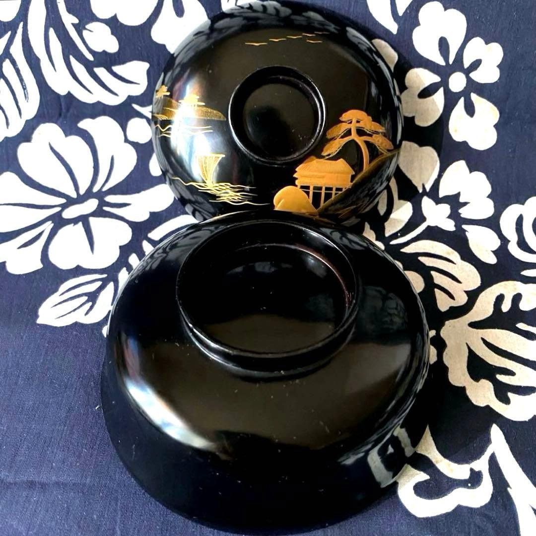 大正時代物・骨董 天然木製黒色漆器椀 金蒔絵・風景画に松葉 菓子椀・