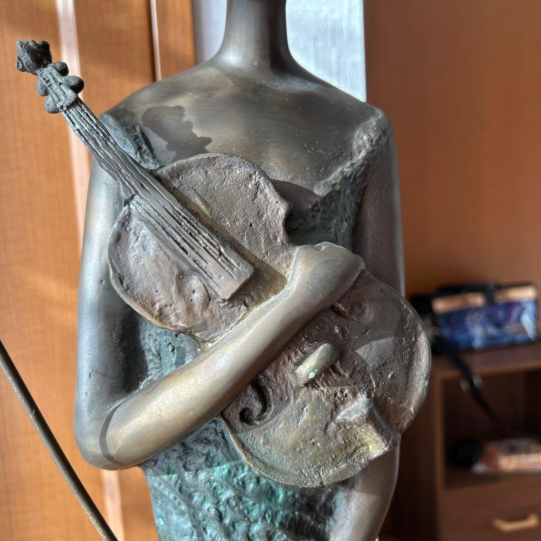 ブロンズ製女性像 バイオリンを持つ女 銅像 彫刻 高さ1.17m