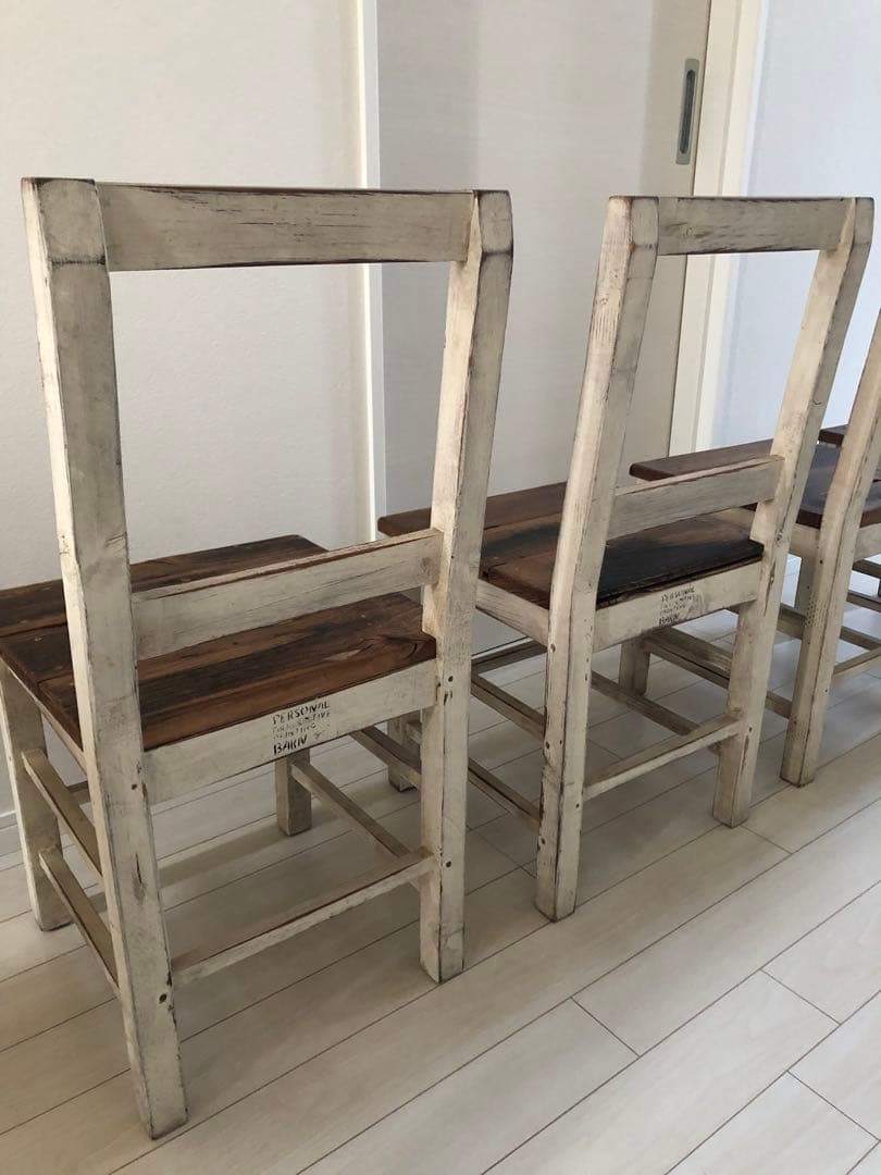 チェブ　アンティーク風家具　テーブル　パイン材