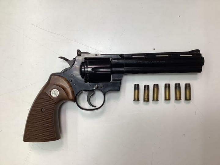 モデルガン コルト パイソン  MGC