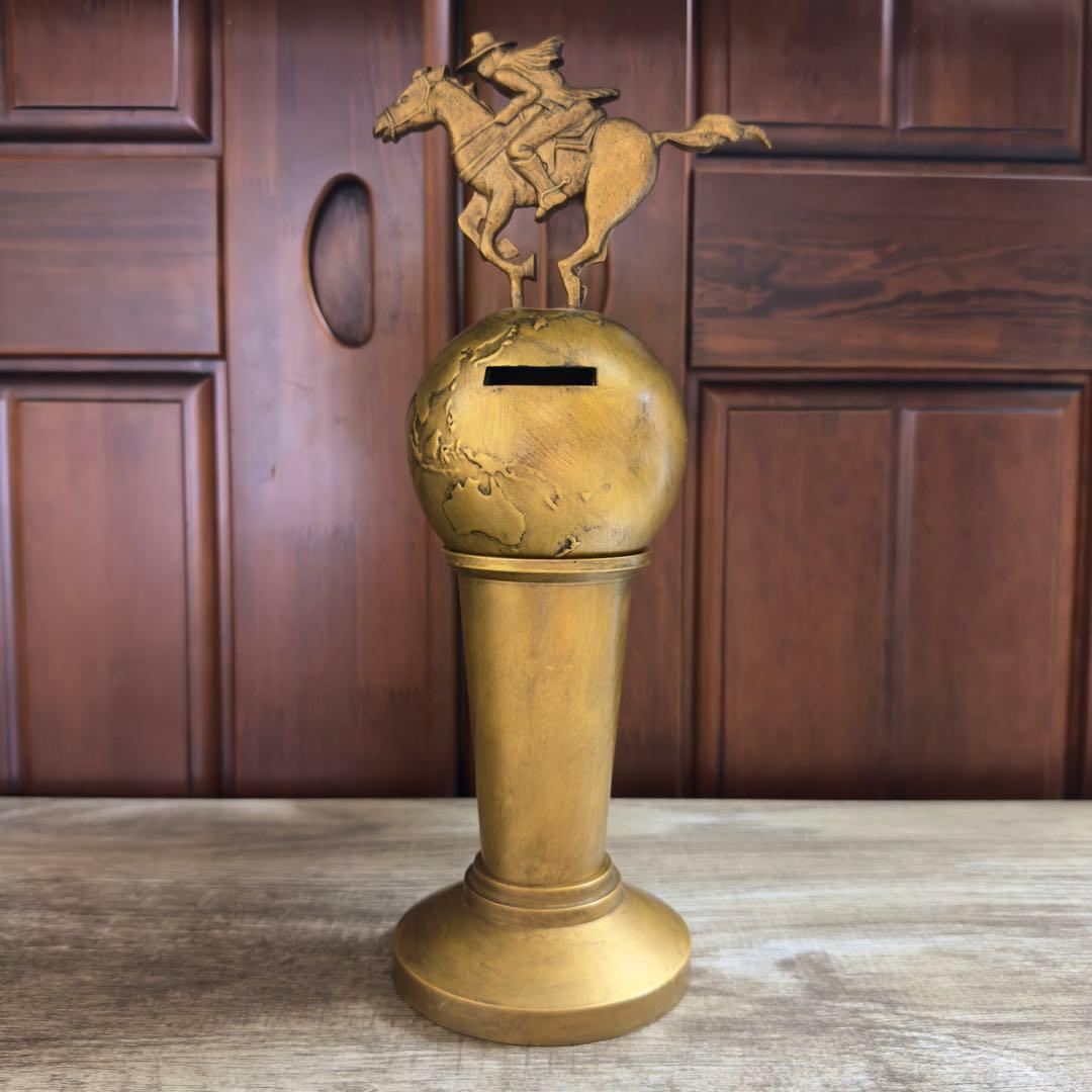 ジョジョの奇妙な冒険 一番くじ A賞 トロフィー型貯金箱 スティールボール