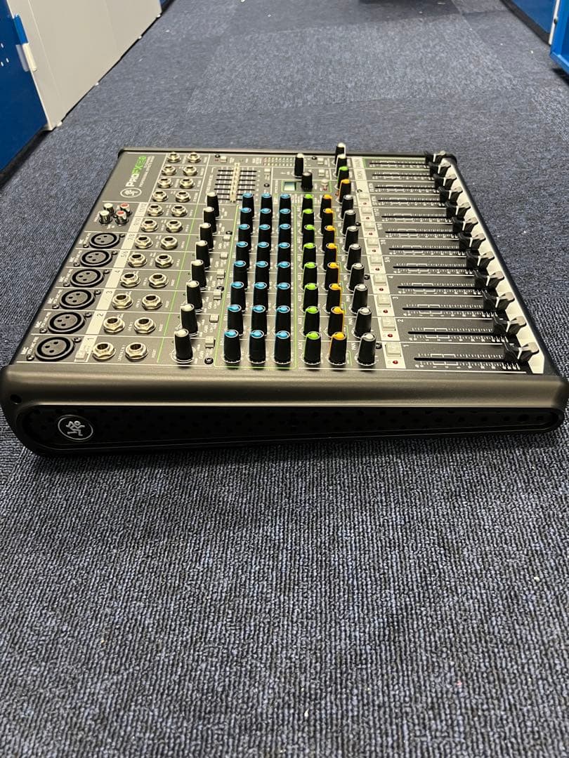 Mackie ProFX12v2 12チャンネルミキサー