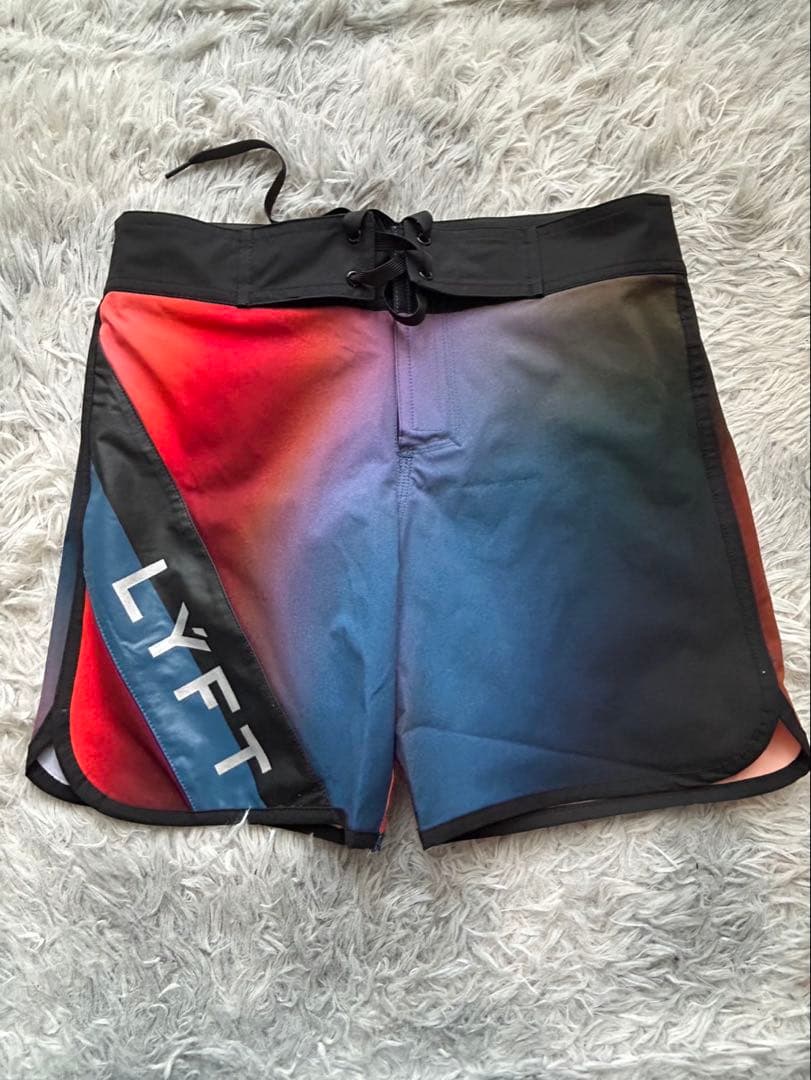 LYFT グラデーションショートパンツ XS LYFT グラデーションショート