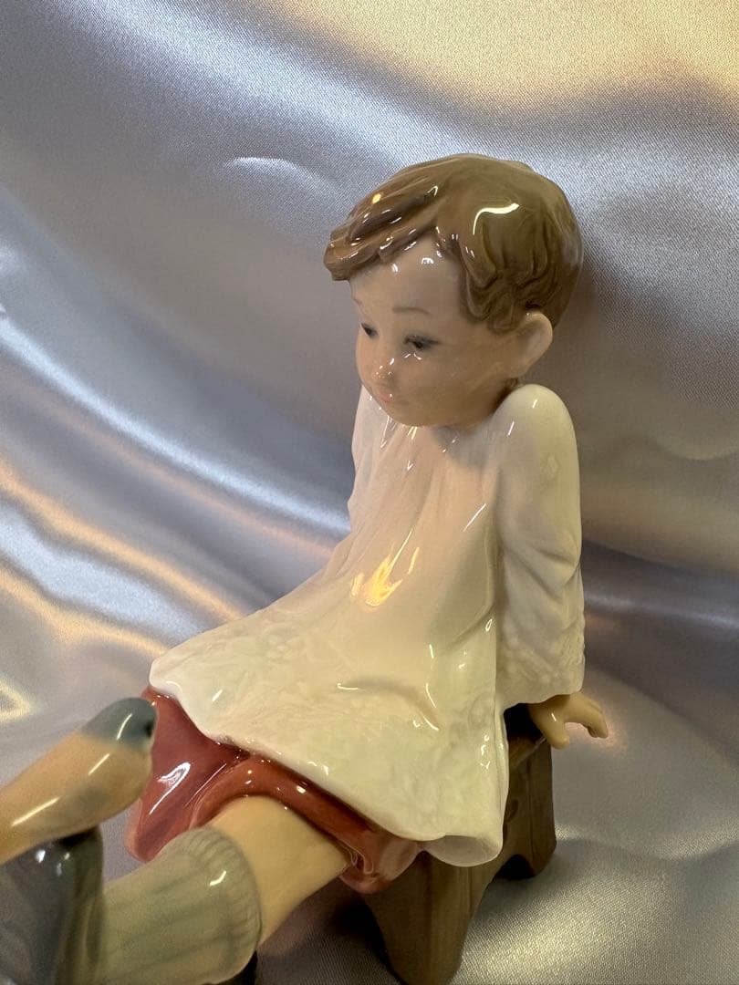 リヤドロ　神父様のお手伝い