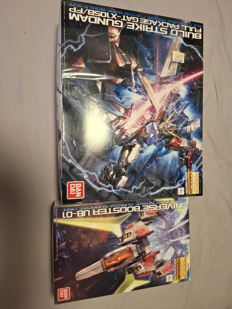 MGビルドストライクガンダム フルパッケージ&ユニバースブースター