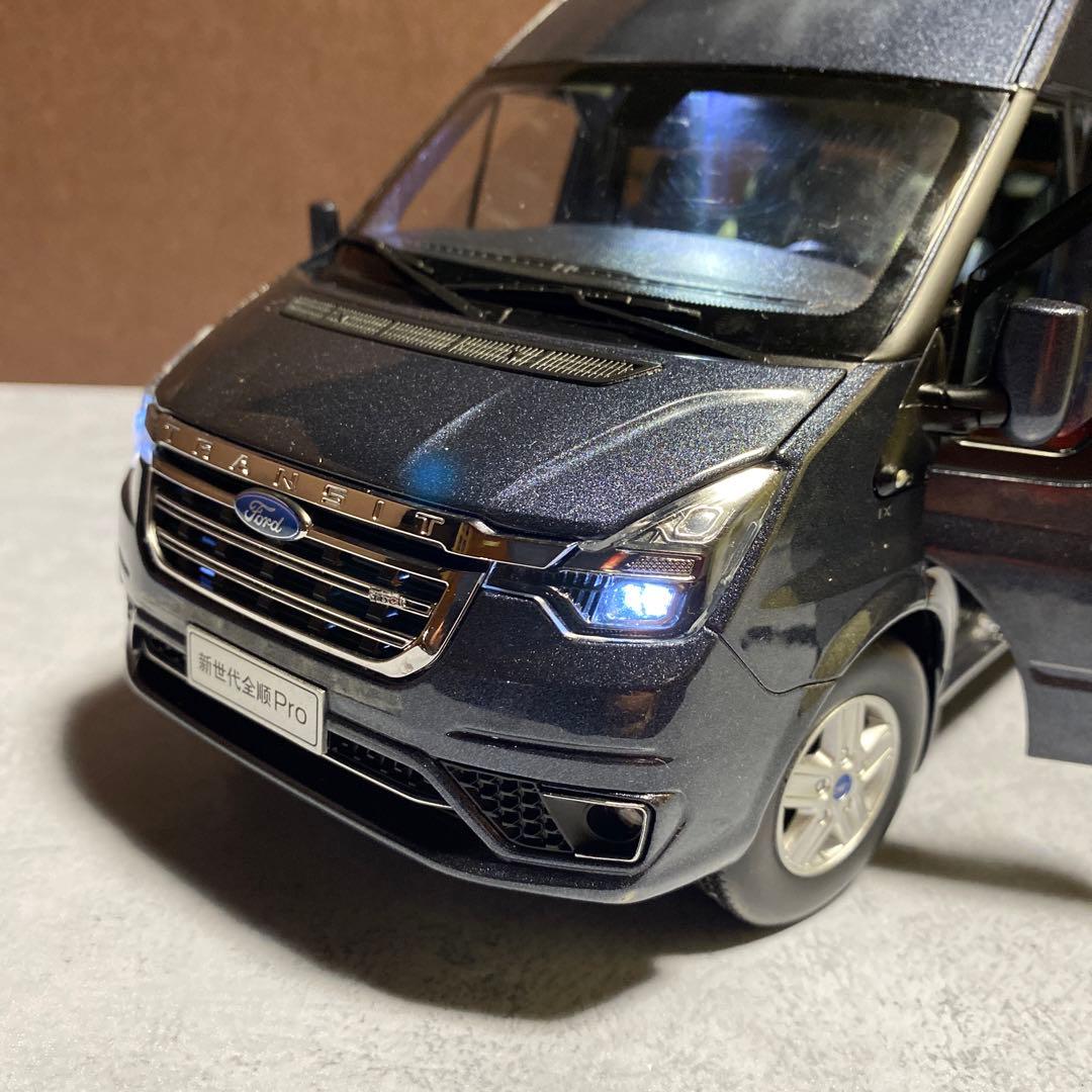 1/18 BIGサイズ❗️フォード　トランジット