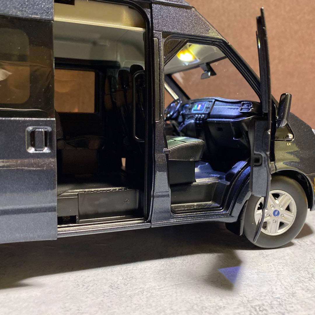 1/18 BIGサイズ❗️フォード　トランジット