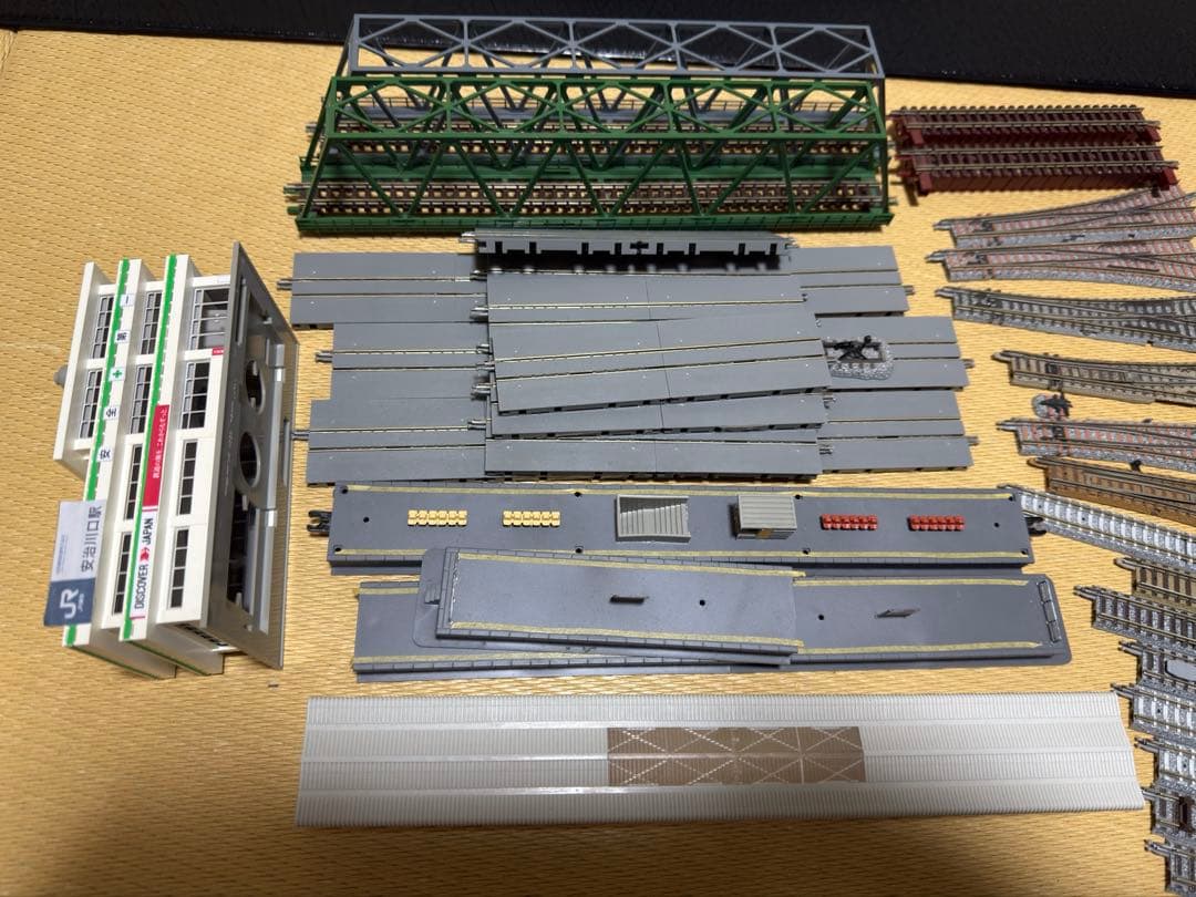 tomix kato レールセットおよびストラクチャー付き　※最終値下げ