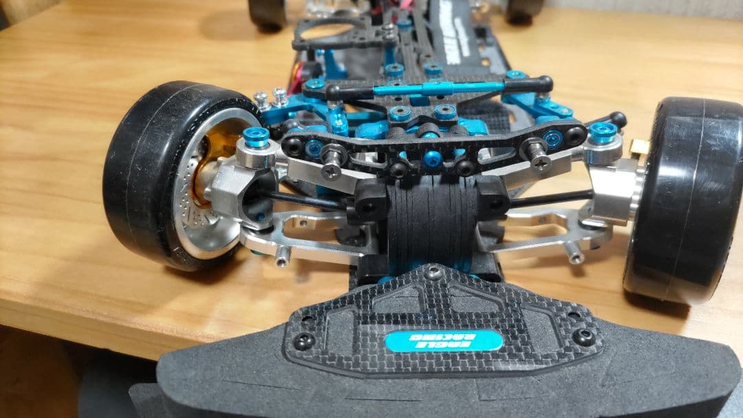 Eagle Racing ラジコンシャーシ　ドリフト