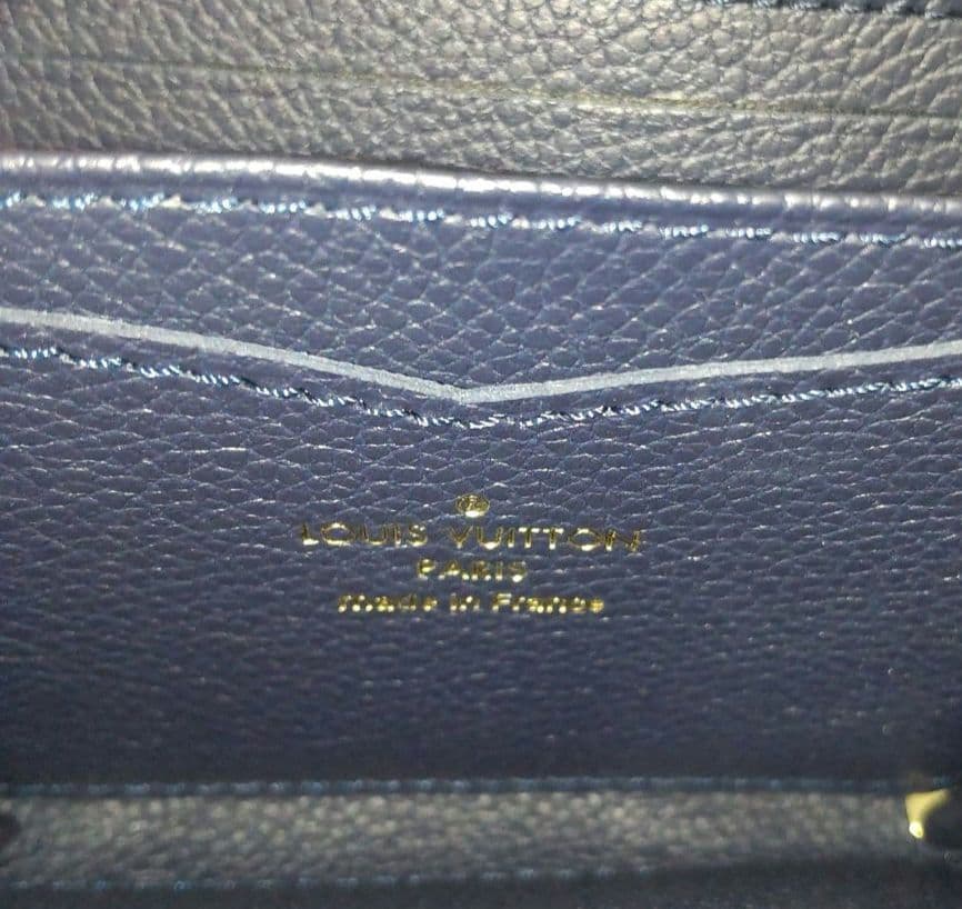 三連休限定値下げ☆未使用☆ヴィトン ジッピーパース モノグラムアンプラント