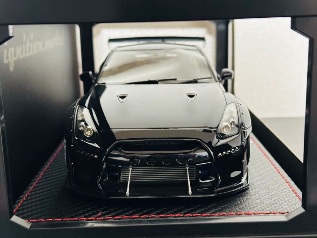 R35 GT-R イグニッションモデル 1/18 PANDEM