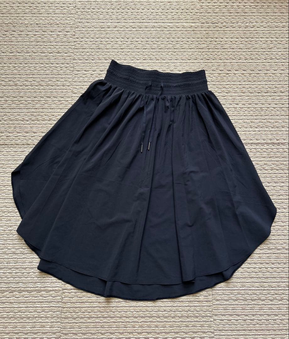 ＊美品＊ ルルレモン スカート サイズ6