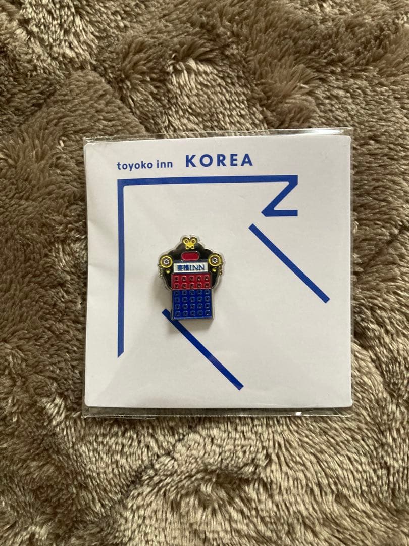 東横イン 海外5カ国 ピンバッジセット - メルカリ