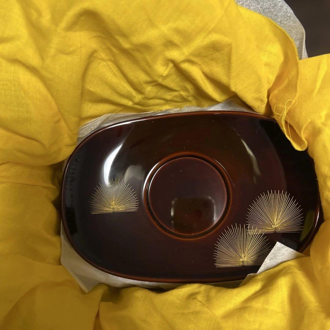 【未使用】輪島塗 東恒博 溜塗 寿松沈金 各5客 銘々皿/茶托