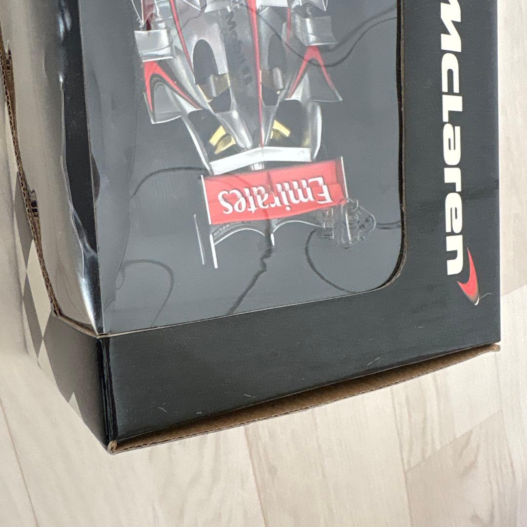 マクラーレンメルセデスMP4/21 キミライコネン ミニカー 1/18