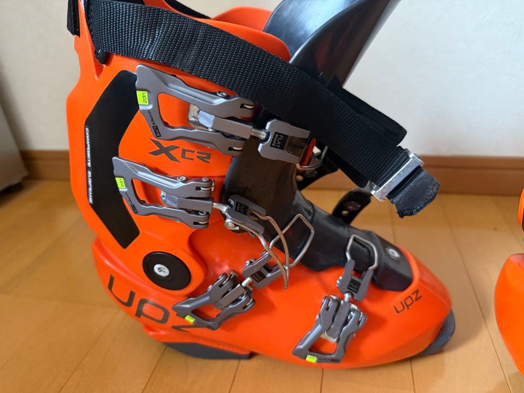 売れるまで毎日値引き23-24モデルUPZ XCR スノーボードブーツ 27.5