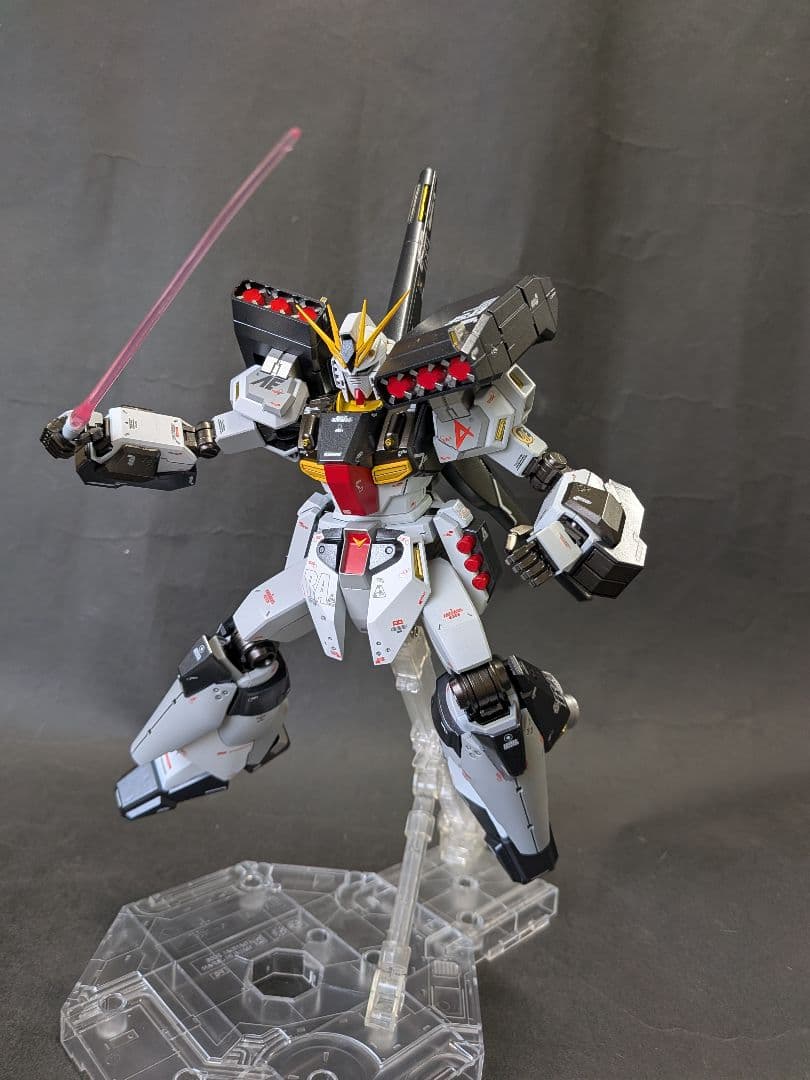 MG アムロ・レイ専用スタークジェガン（νガンダムカラー）全塗装完成品