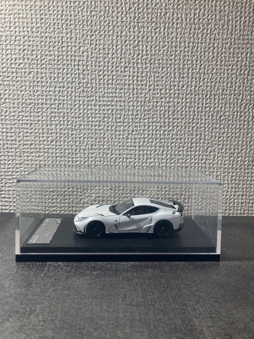 ミニカー 812 N-Largo by Novitec