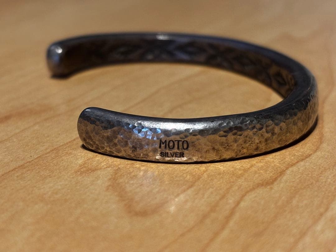 MOTO シルバー バングル moto leather
