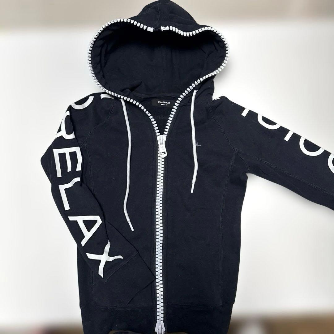 ウノピュウ　ジップアップパーカー ビッグファスナー 袖ロゴ M