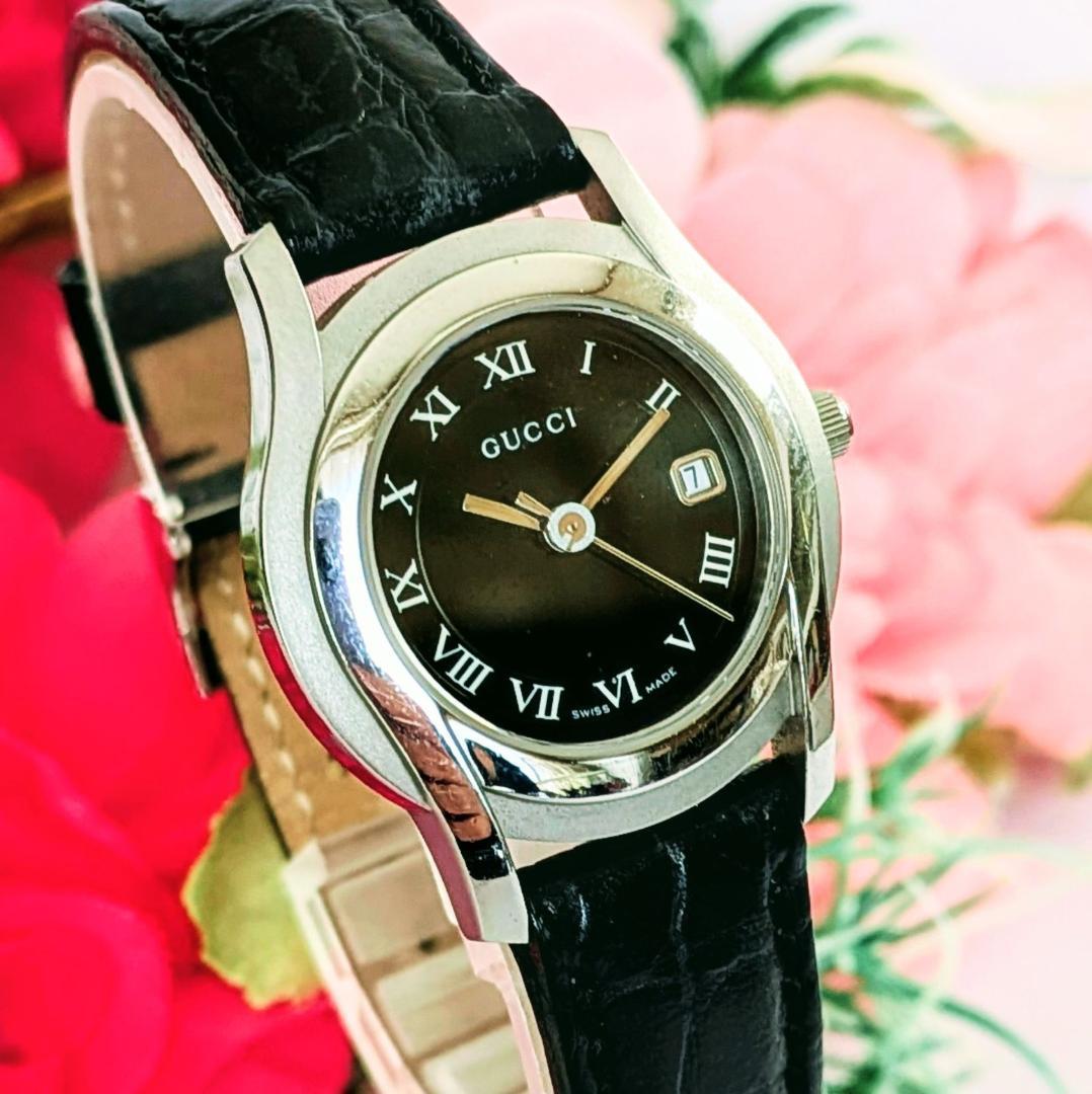 良品 GUCCIグッチ レディース腕時計ブラック5500L 黒革 大人の魅力