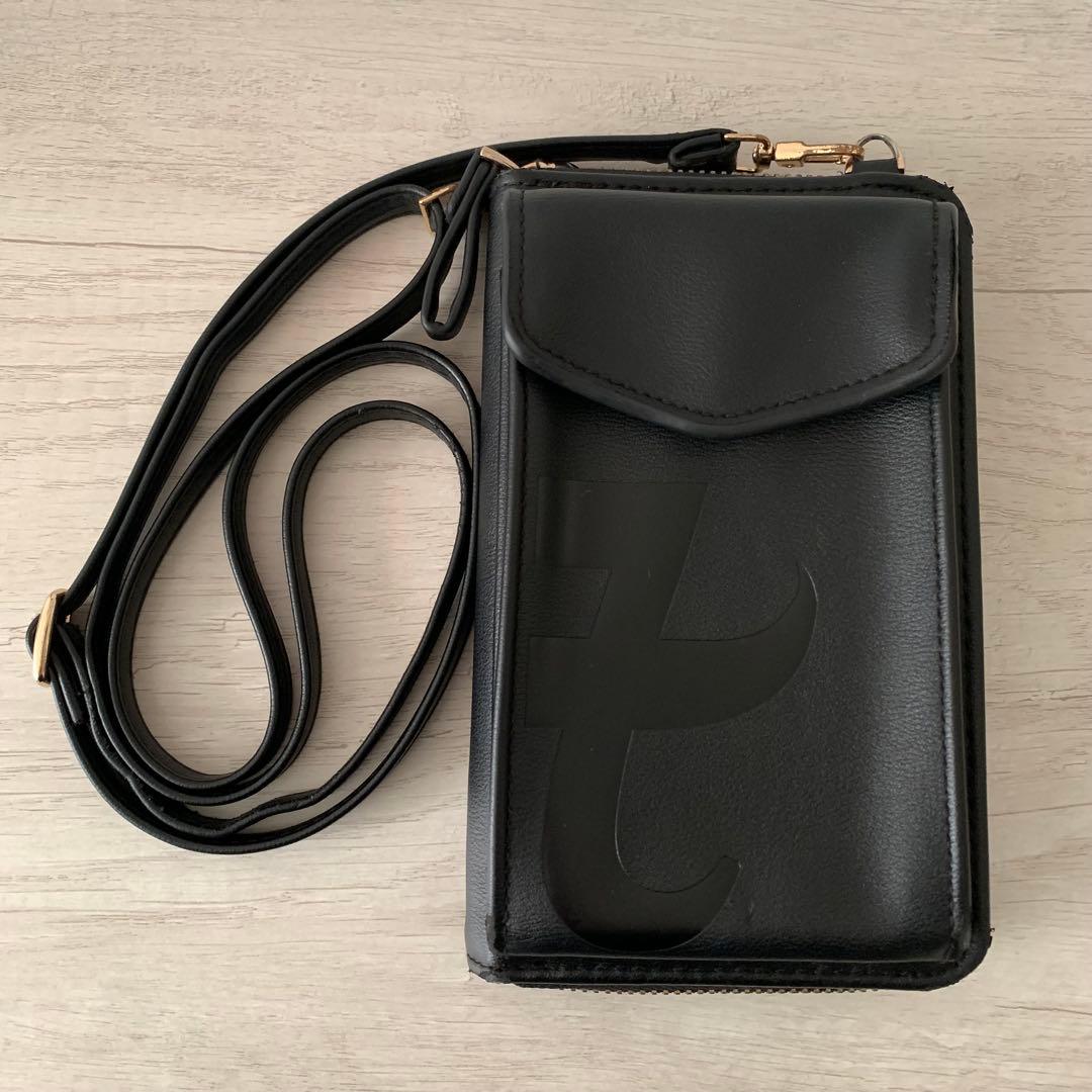 浜崎あゆみ スマホウォレットショルダーバッグ ブラック - メルカリ
