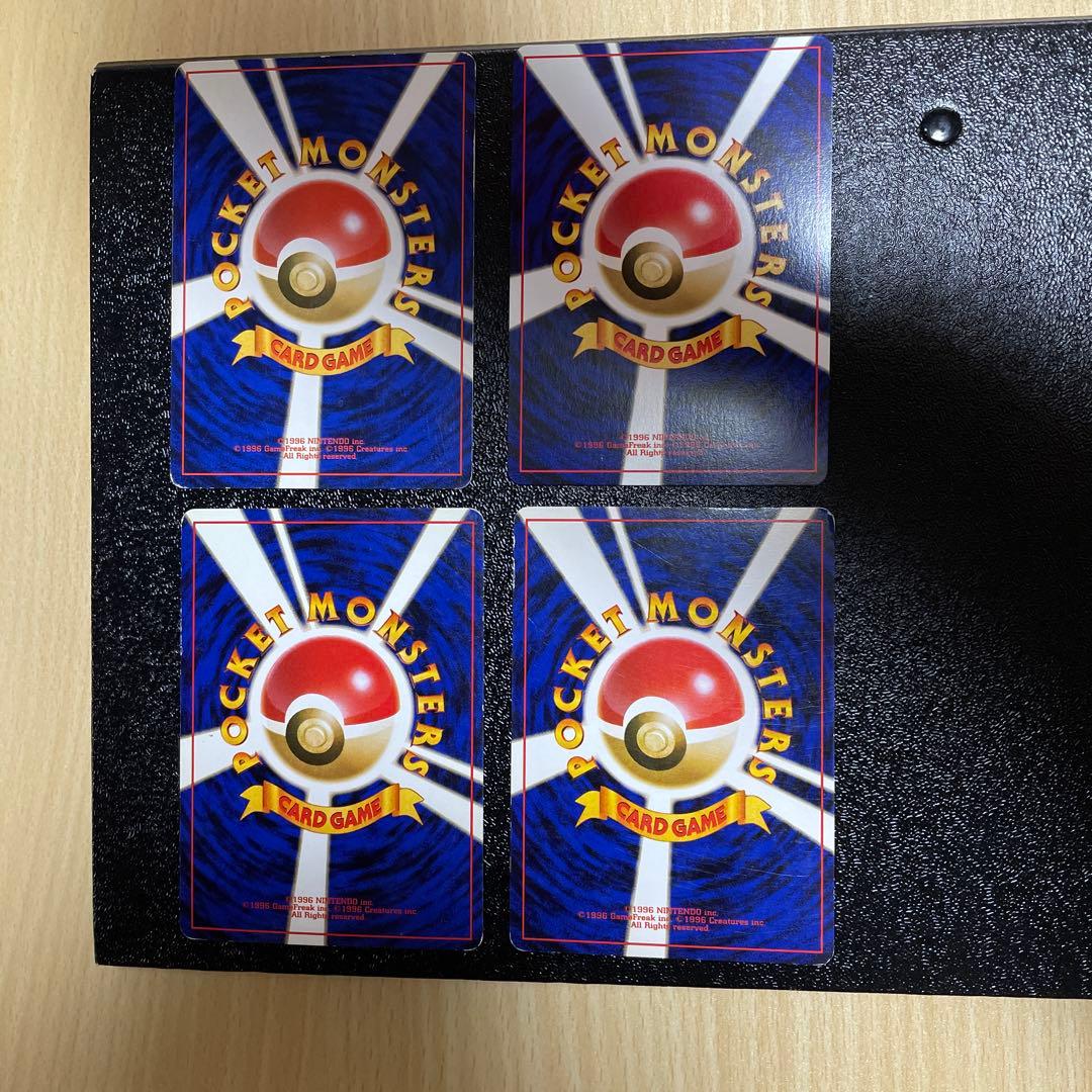 ロ*ン様 ポケカ　引退品