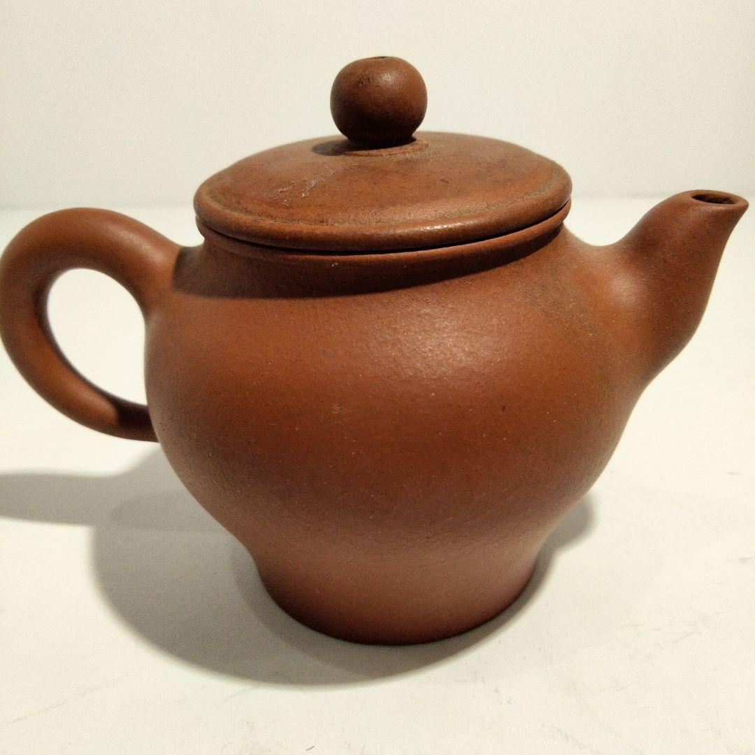 O85-15　中国古作　古い朱泥急須 在銘刻印有　D