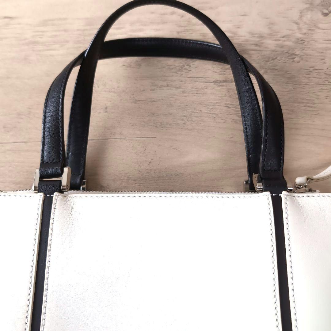 BURBERRY ハンドバッグ