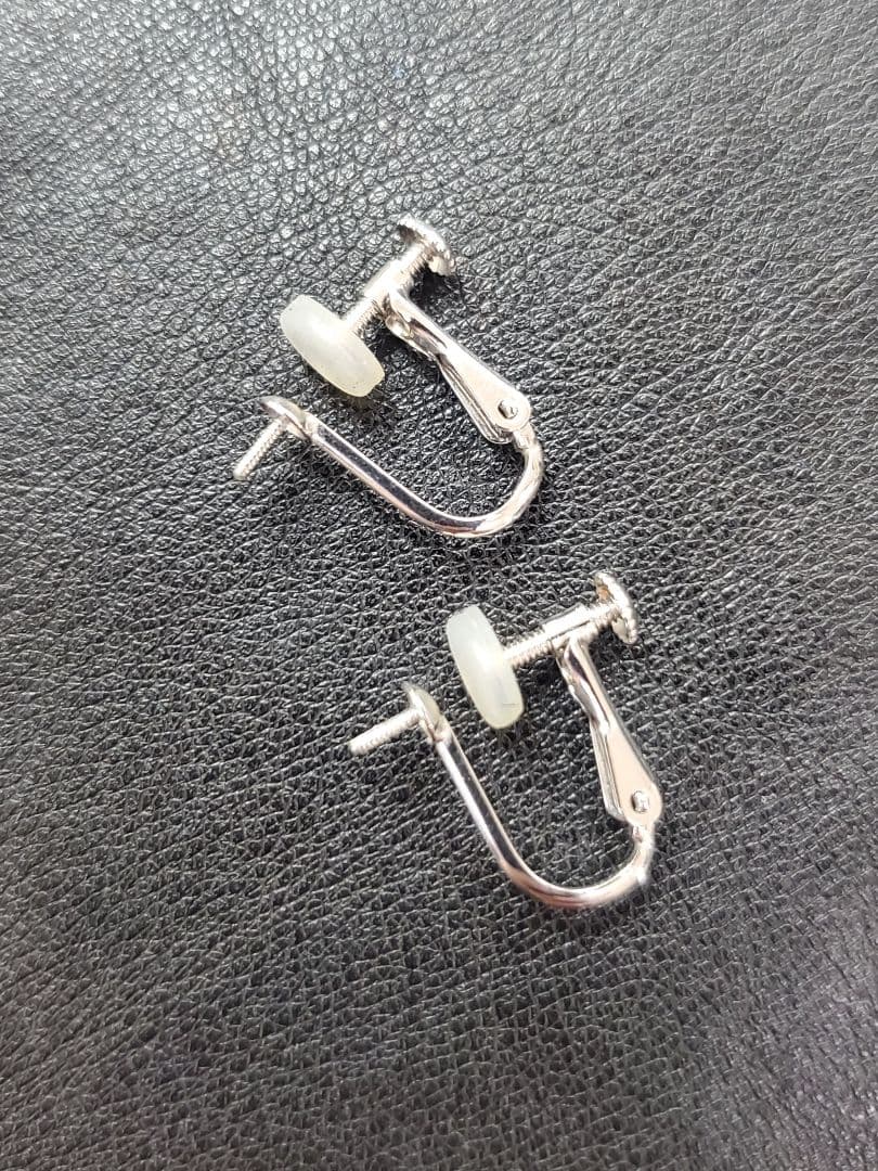 K14WGネジバネ式　イヤリング金具 K14WGイヤリング金具 ネジバネイヤリング金具ご用意致しました！ 1ペア